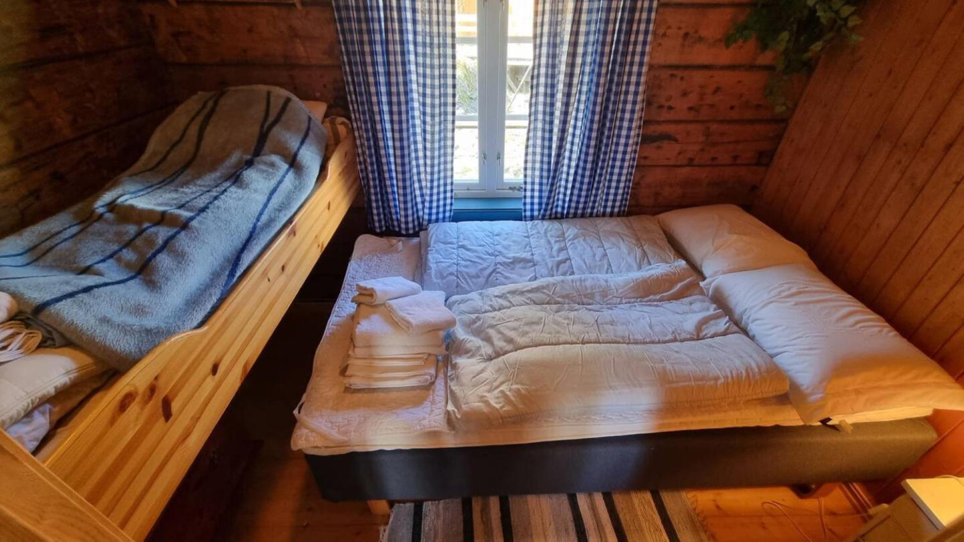 Koselig Rorbu Pa Tind Villa Sørvågen Kültér fotó